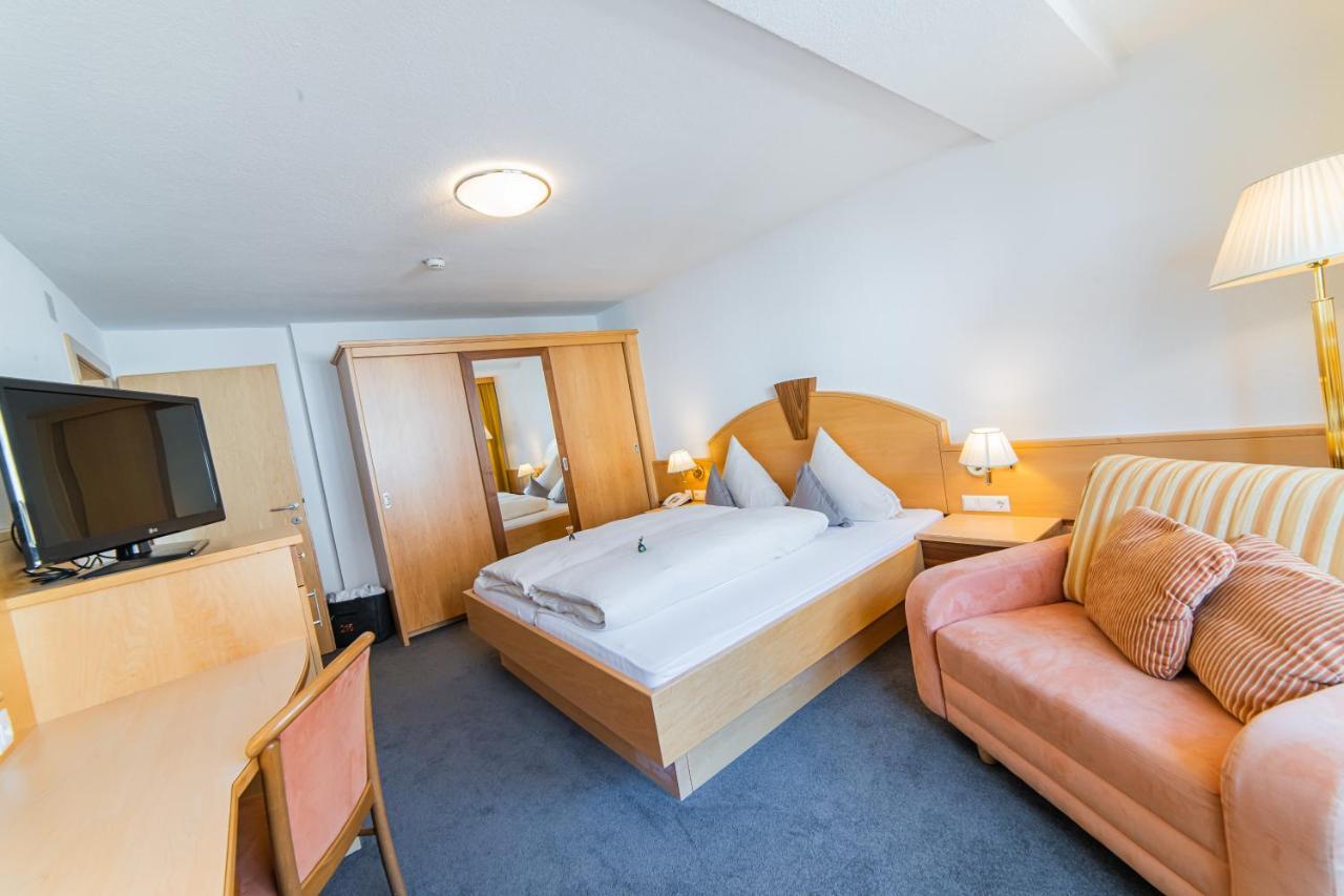 Aparthotel Hochland Gmbh Nauders Extérieur photo