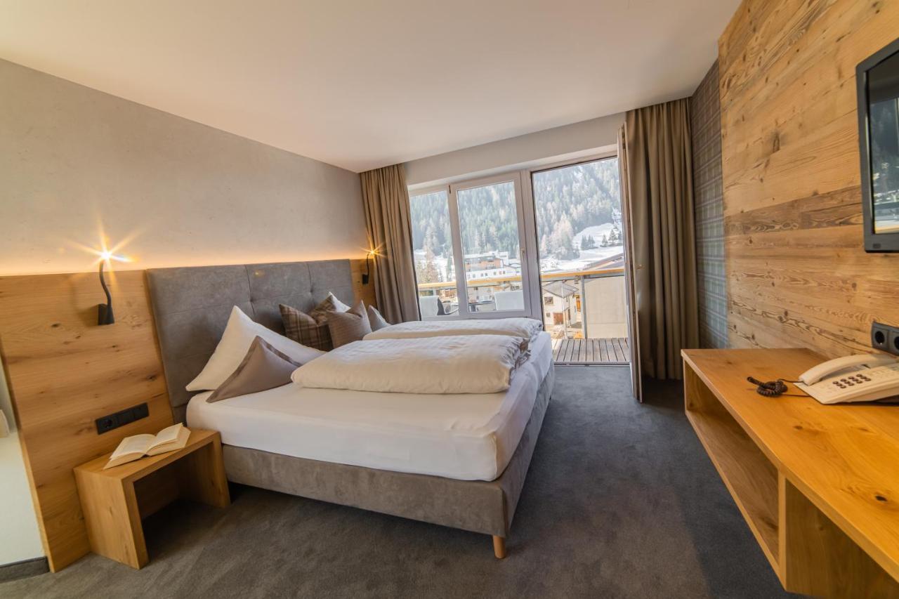 Aparthotel Hochland Gmbh Nauders Extérieur photo