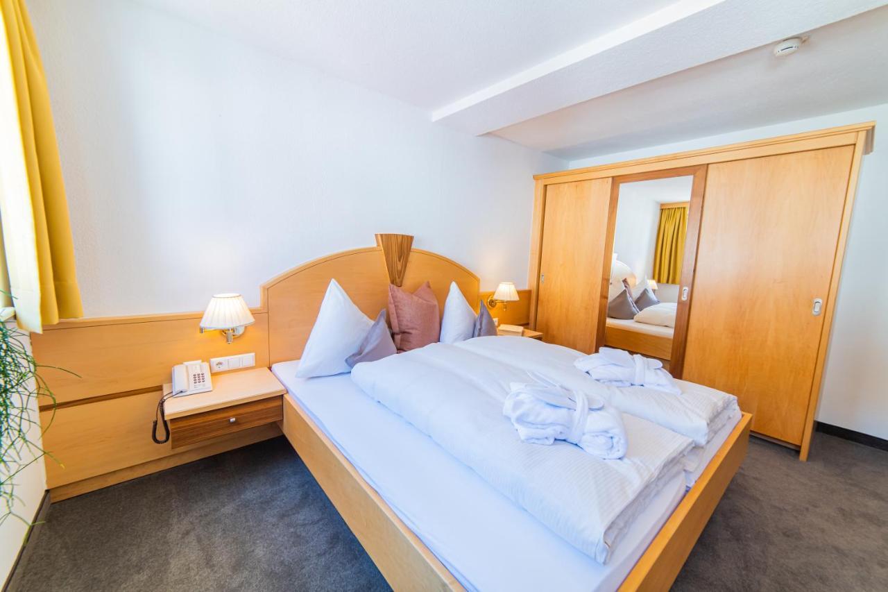 Aparthotel Hochland Gmbh Nauders Extérieur photo